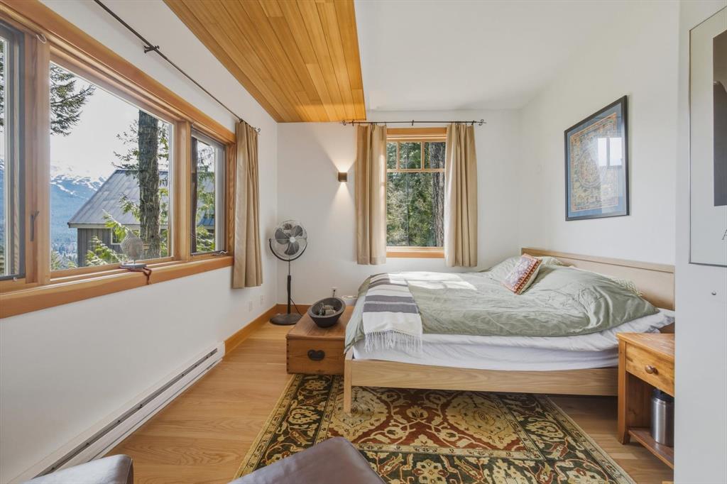 8396 Mountainview Drive