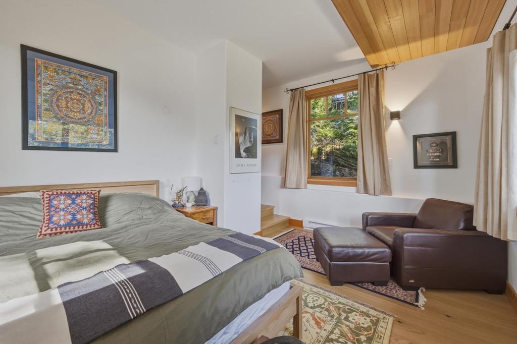 8396 Mountainview Drive