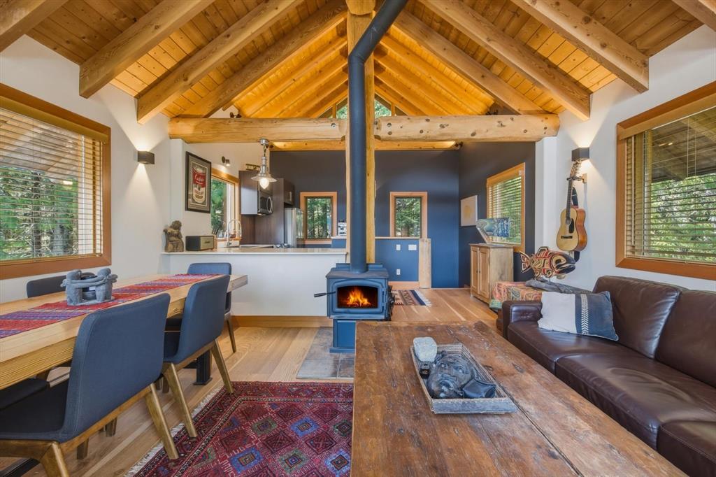 8396 Mountainview Drive