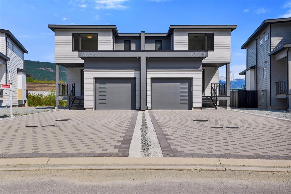 1005 Phare Crescent