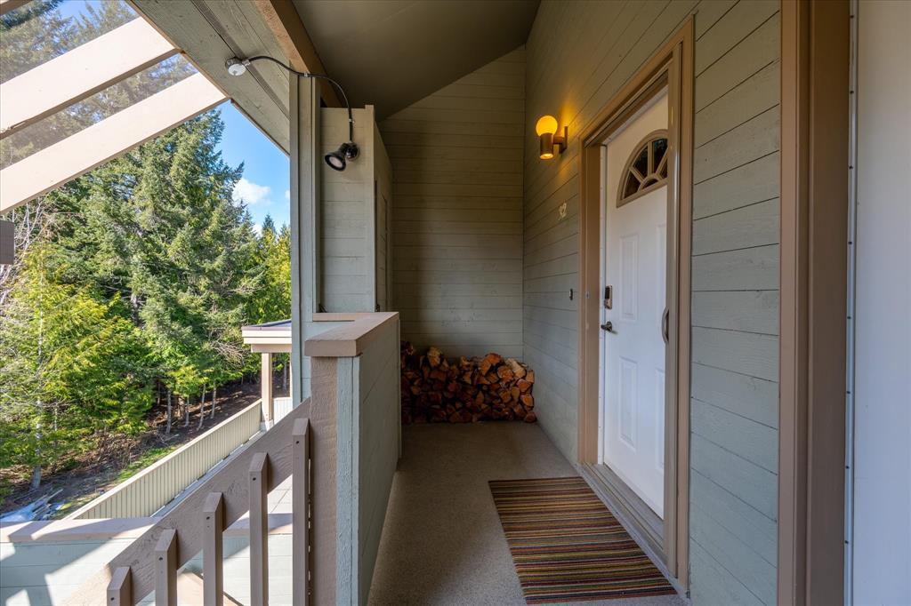 #32 – 6127 Eagle Ridge Crescent