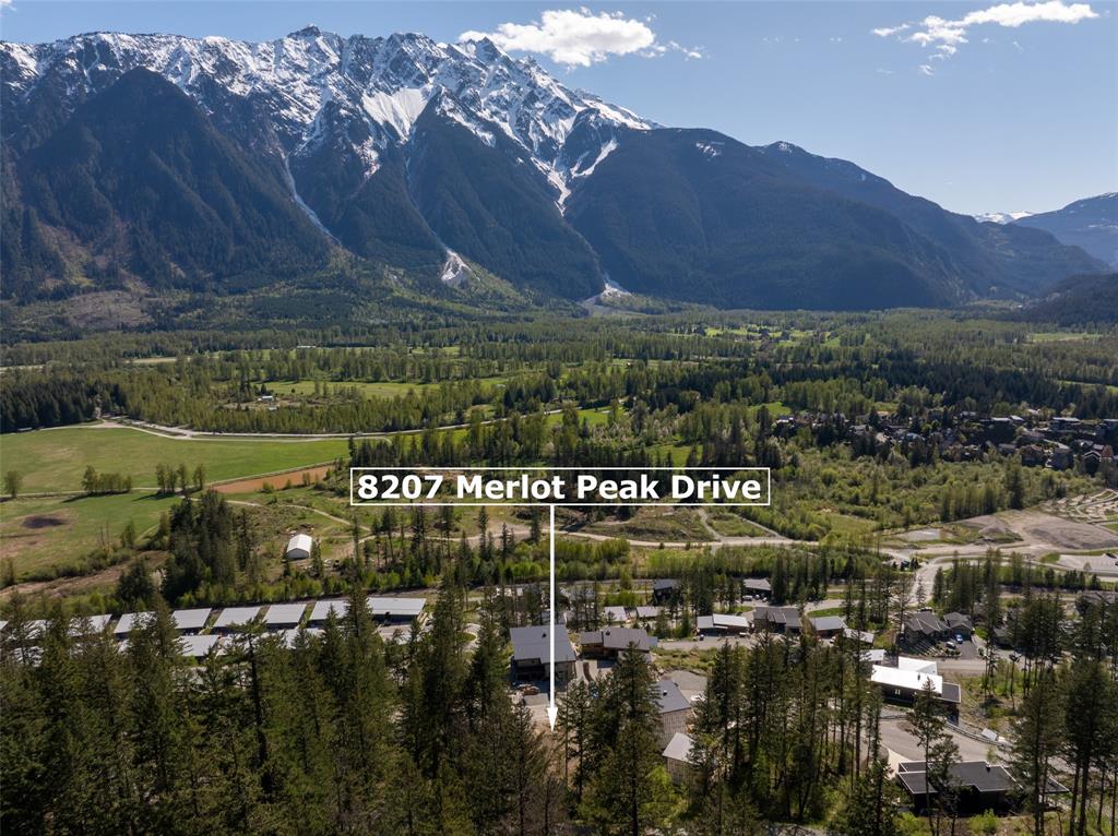8207 Merlot Peak Drive