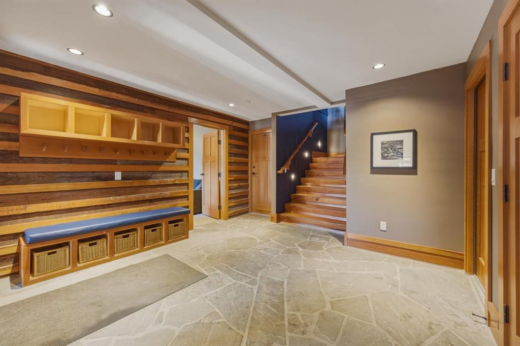 #12C – 2300 Nordic Drive