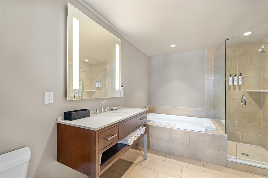 #404C – 2020 London Lane