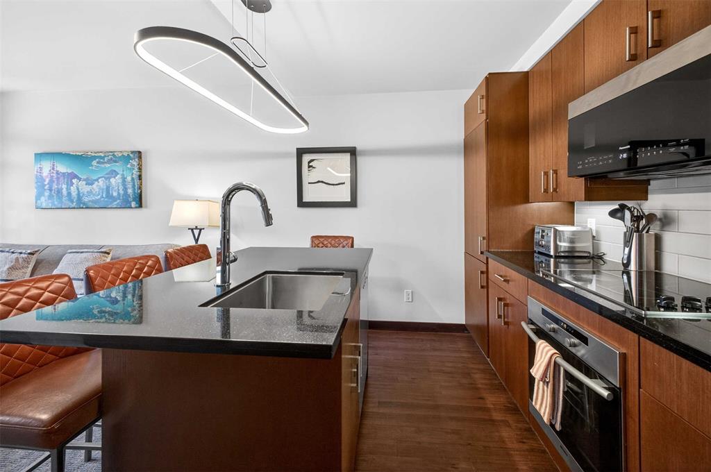 #314B – 2020 London Lane