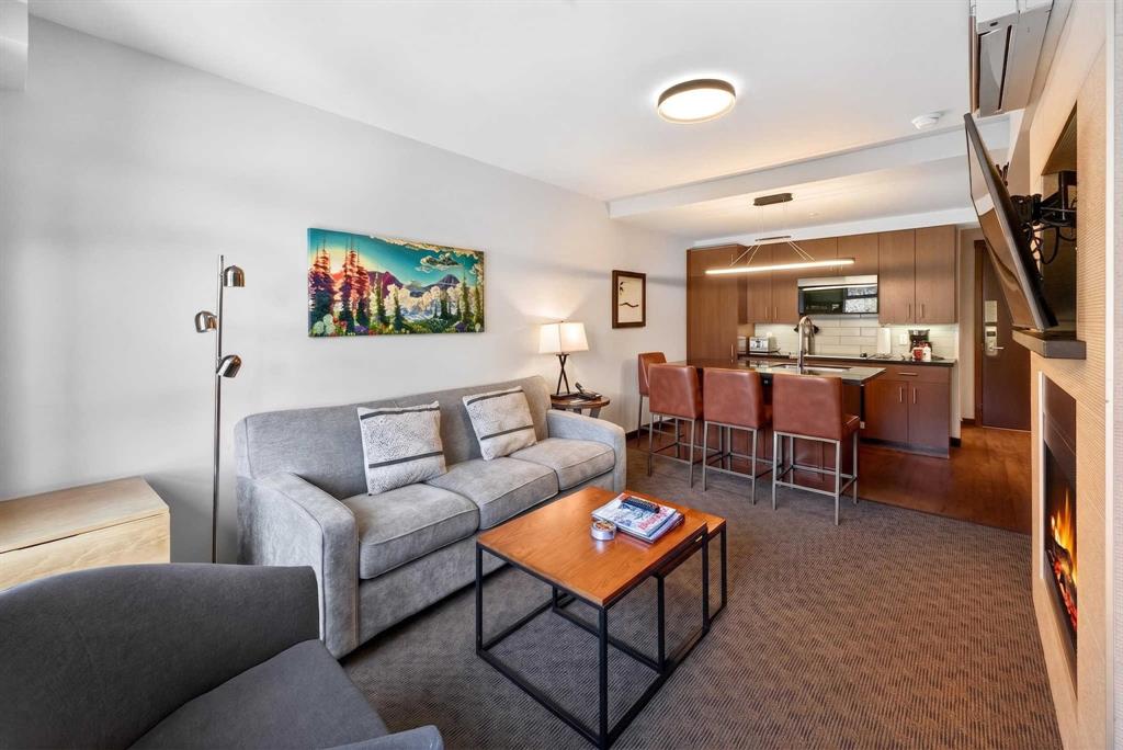 #314B – 2020 London Lane