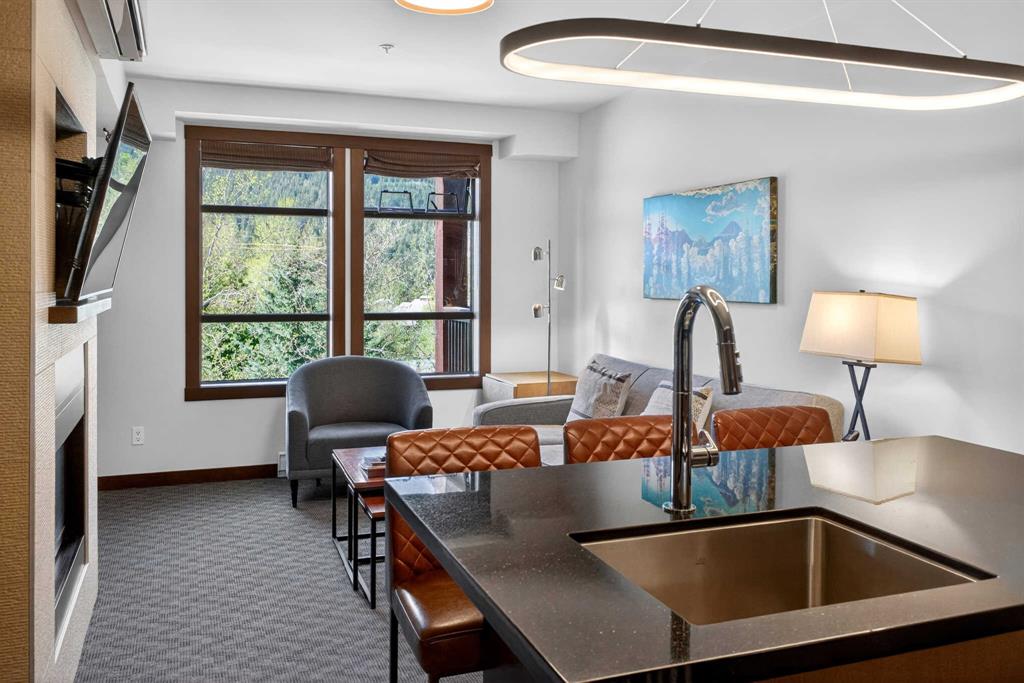 #314B – 2020 London Lane