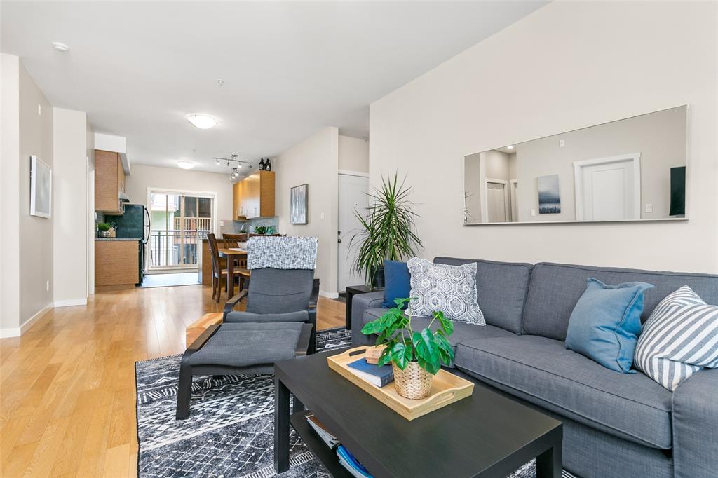 #4 – 7450 Prospect Street