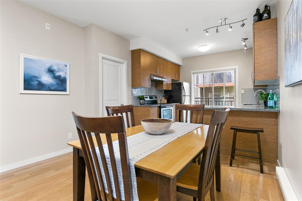 #4 – 7450 Prospect Street