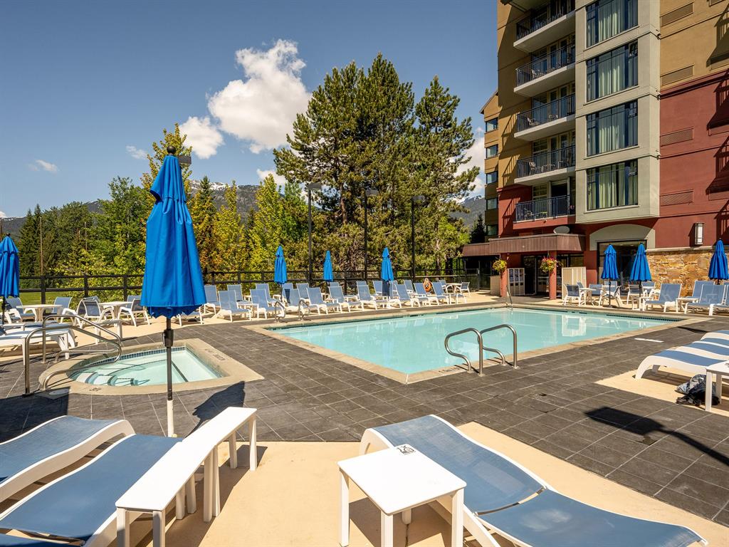 #560 – 4050 Whistler Way
