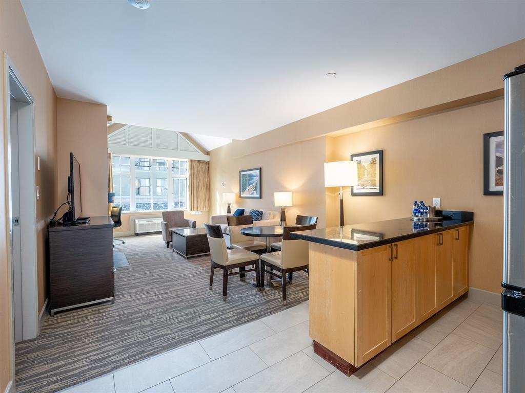 #560 – 4050 Whistler Way