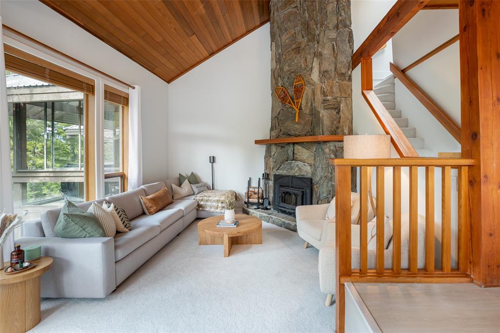 #206 – 6117 Eagle Drive