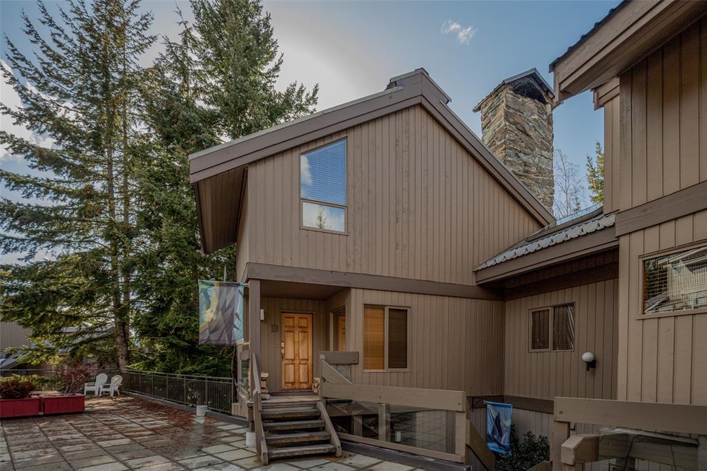 #206 – 6117 Eagle Drive
