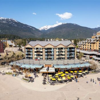 #303 – 4280 Mountain Square