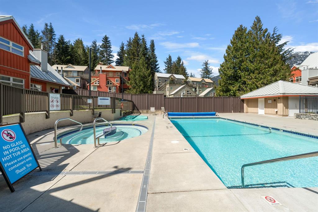 #204 – 2050 Lake Placid Road