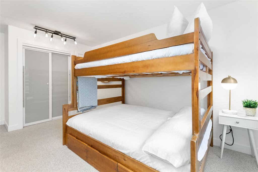 #347 – 4800 Spearhead Drive