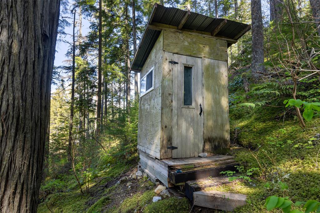 #Lot C –  District Lot 6625 Levette Lake