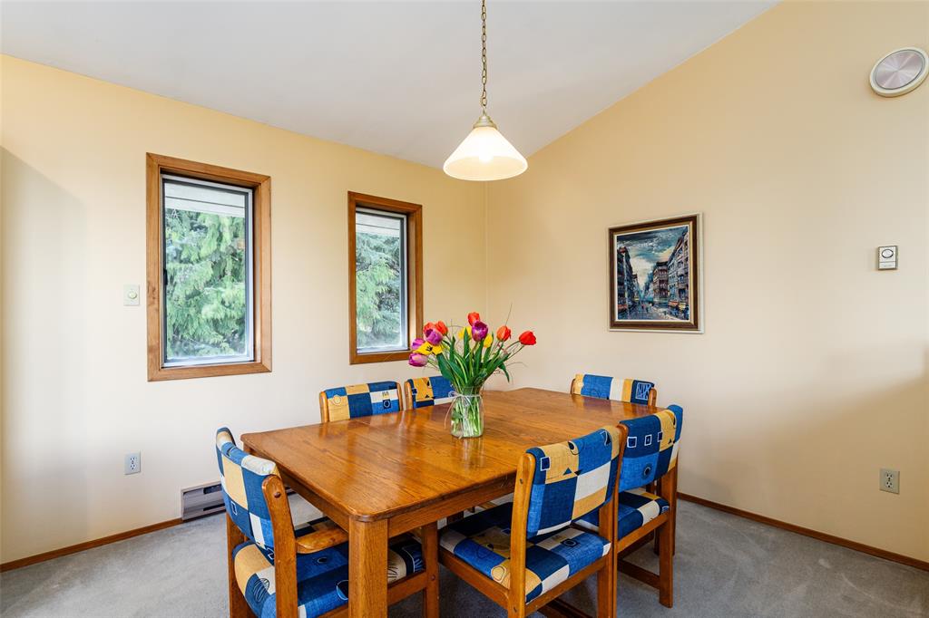 8325 Rainbow Drive