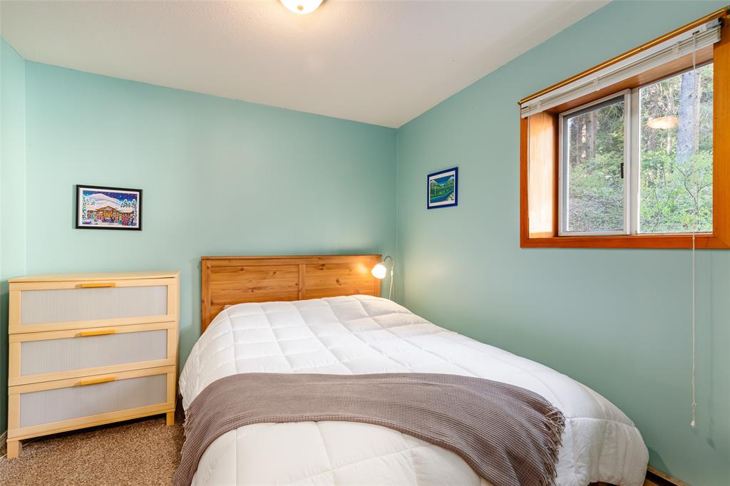 8325 Rainbow Drive