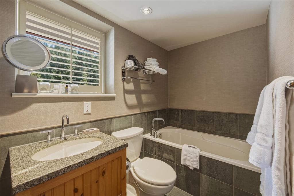 #963 – 4090 Whistler Way