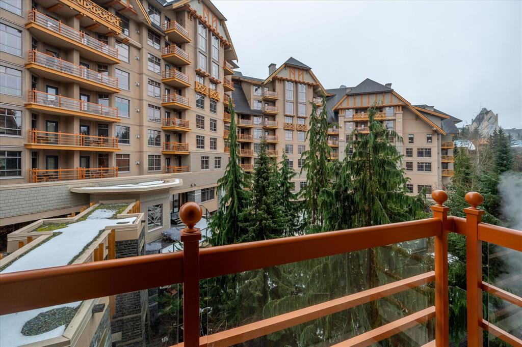 #454 – 4591 Blackcomb Way