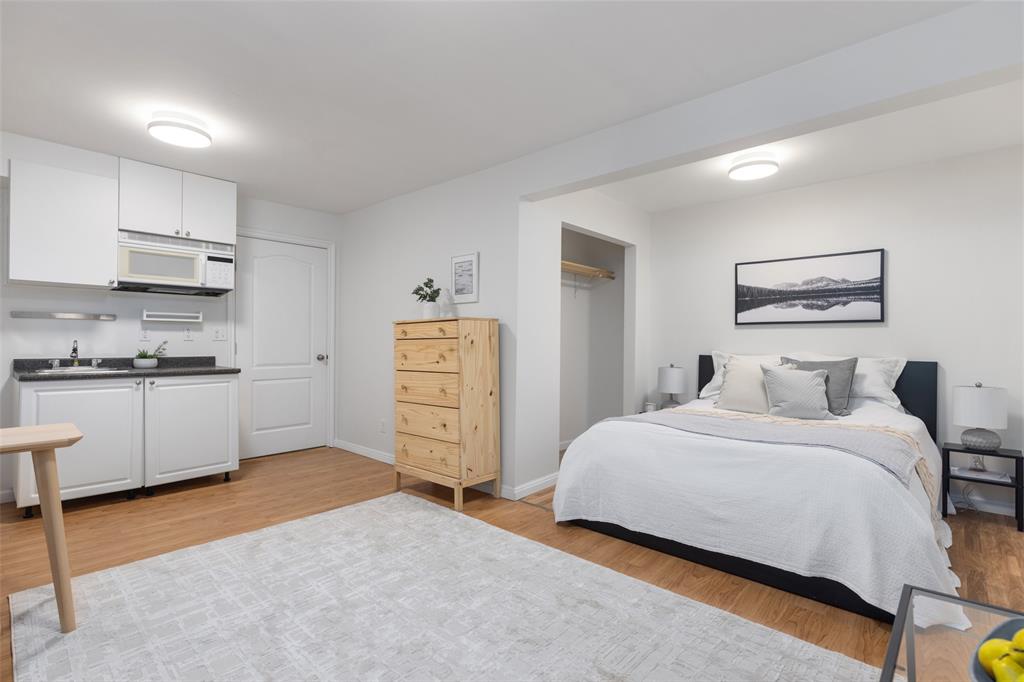1350 Fernwood Drive