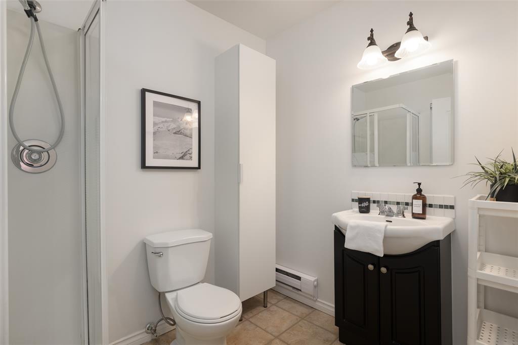 1350 Fernwood Drive