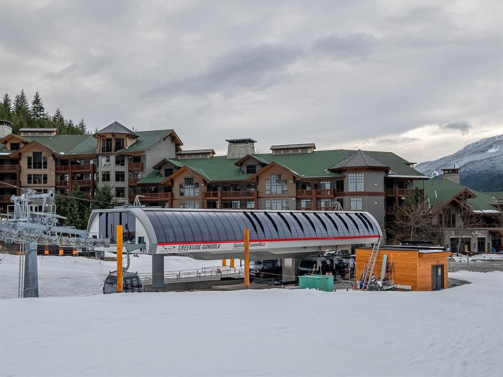 #221 – 2202 Gondola Way