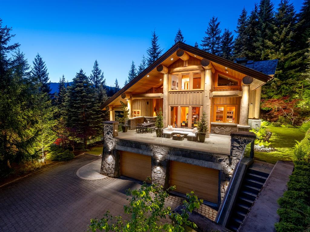 4673 Blackcomb Way