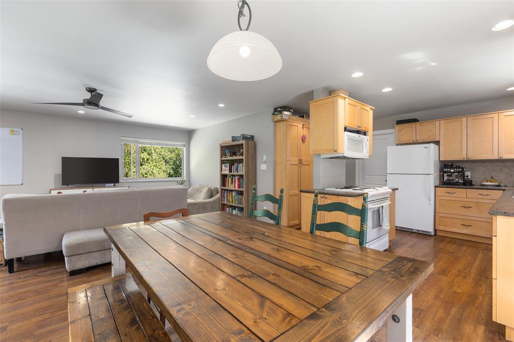 1044 Cedar Grove Lane
