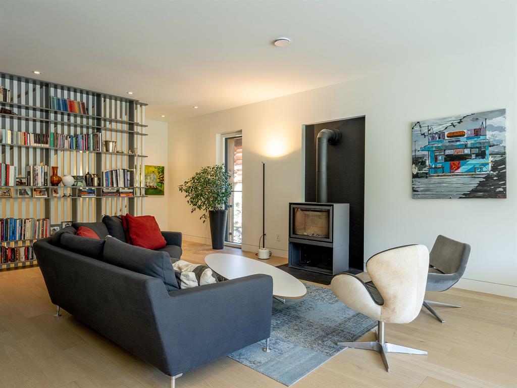 6187 Eagle Drive