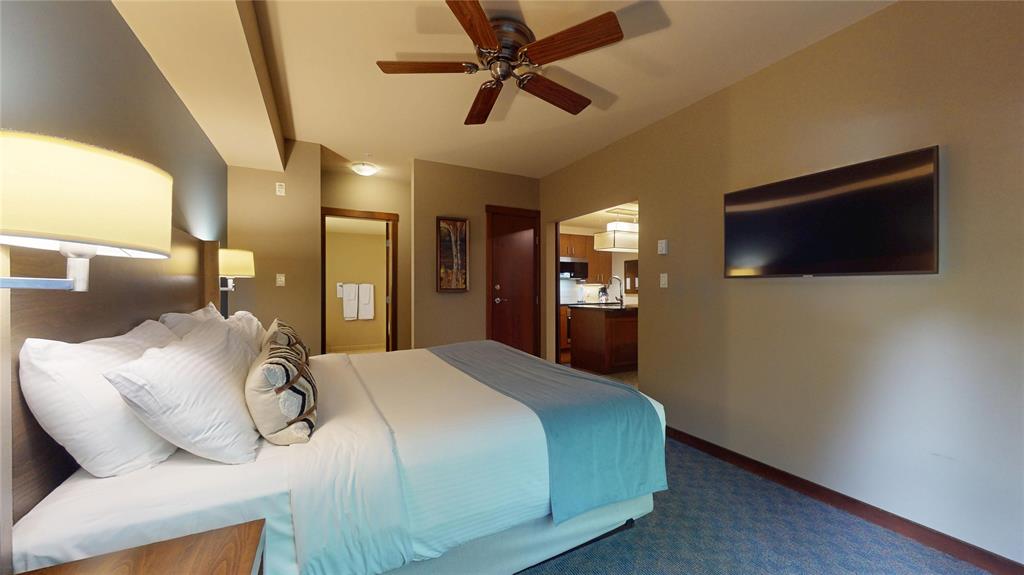 #213B – 2020 London Lane