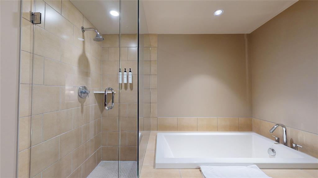 #213B – 2020 London Lane