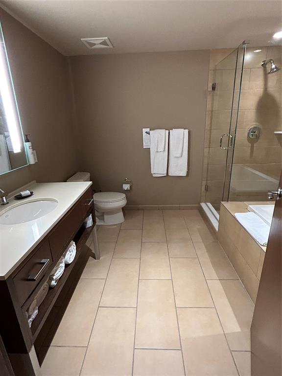 #213B – 2020 London Lane