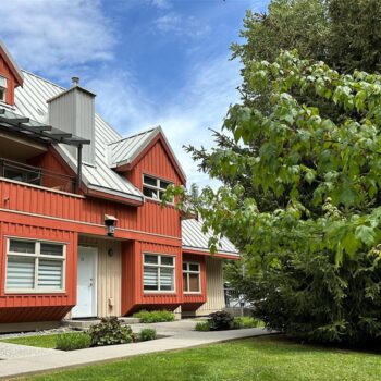 #21 – 2050 Lake Placid Road