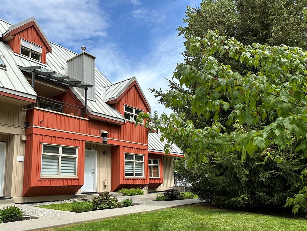 #21 – 2050 Lake Placid Road