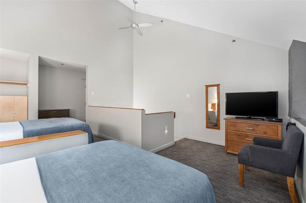 #202 – 4420 Sundial Place
