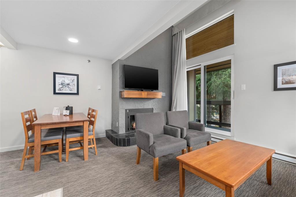 #202 – 4420 Sundial Place