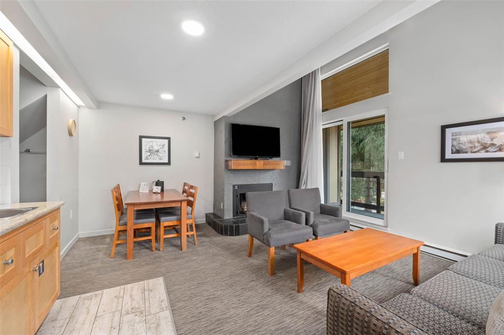 #202 – 4420 Sundial Place