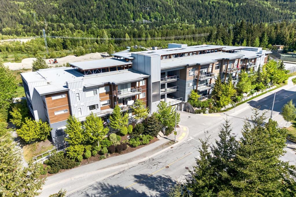 #212 – 1025 Legacy Way