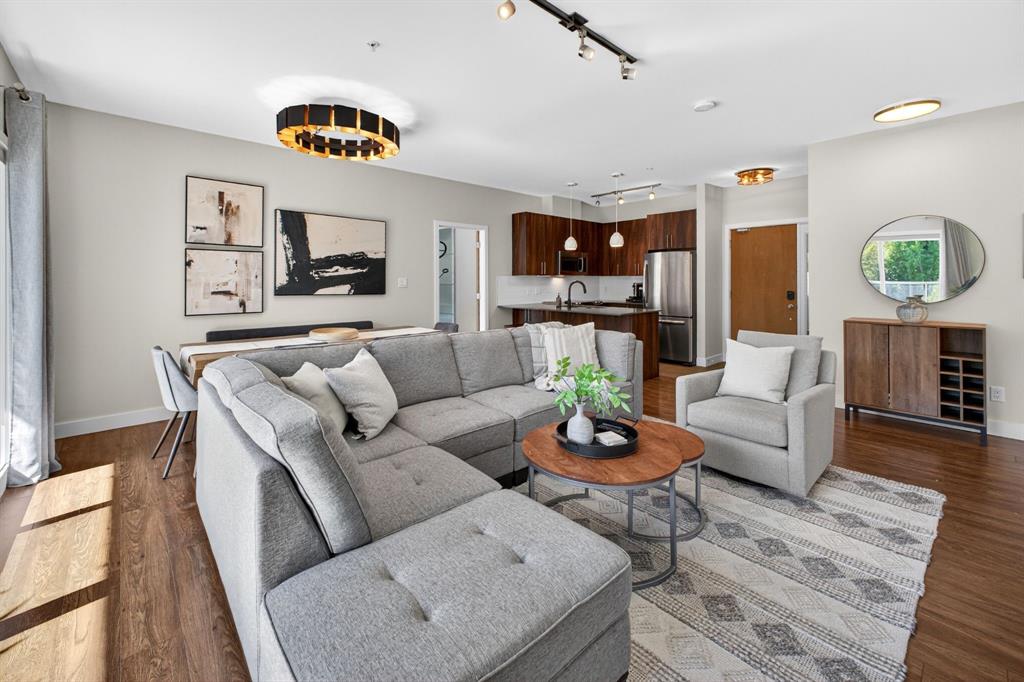 #212 – 1025 Legacy Way