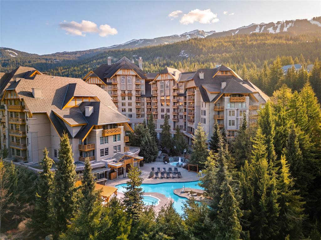#725 – 4591 Blackcomb Way