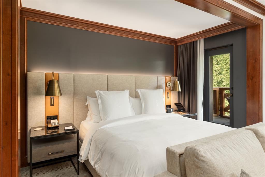#728 – 4591 Blackcomb Way