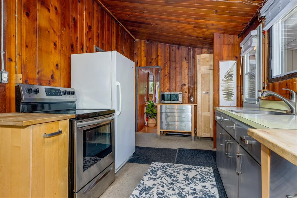 10009 Paradise Valley Road