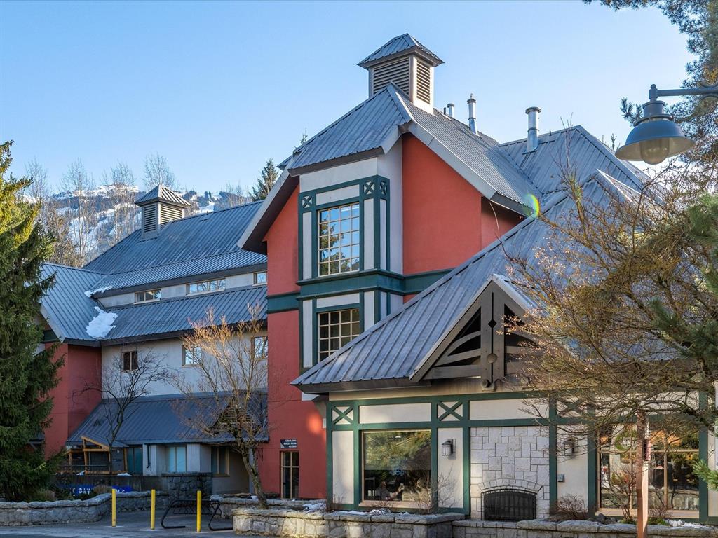 #4404 – 4295 Blackcomb Way