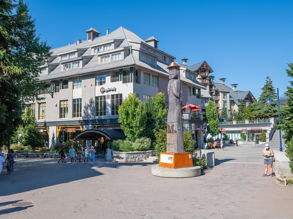 #4404 – 4295 Blackcomb Way