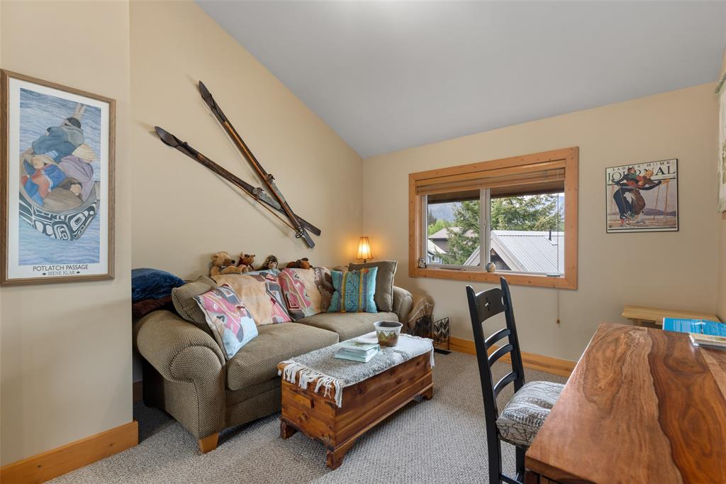 7270 Spruce Grove Circle