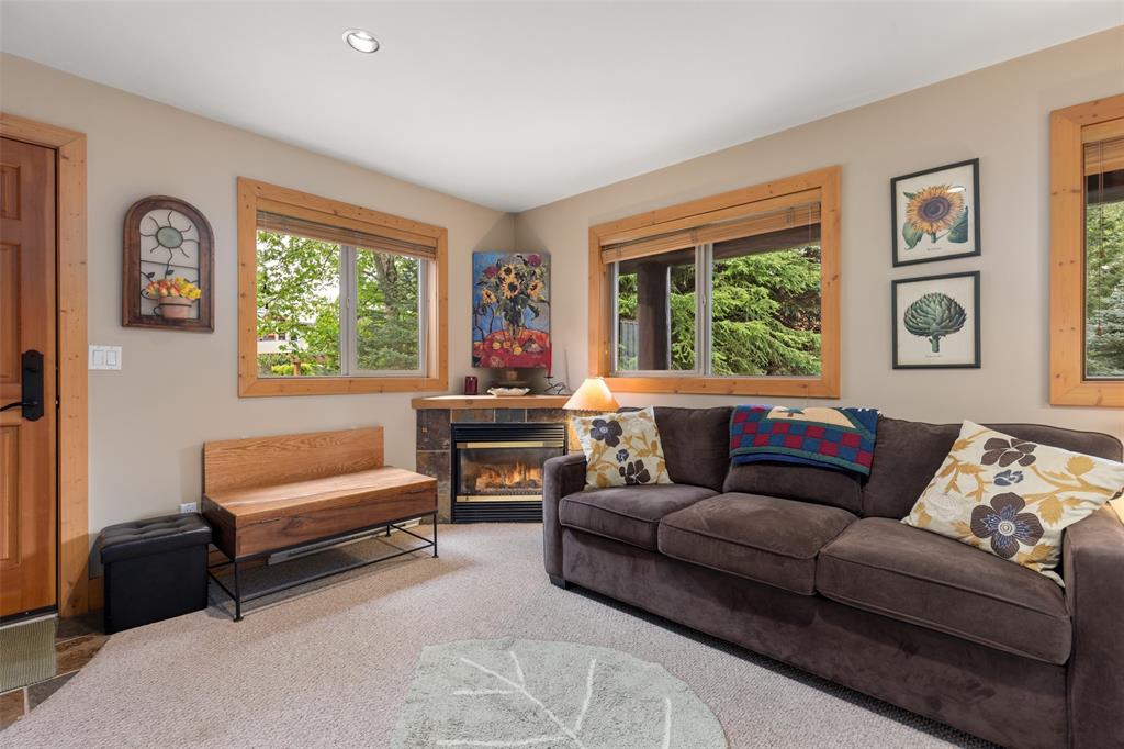 7270 Spruce Grove Circle