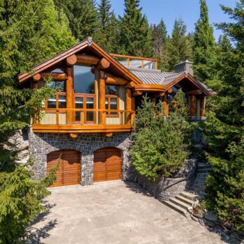 3220 Peak Drive
