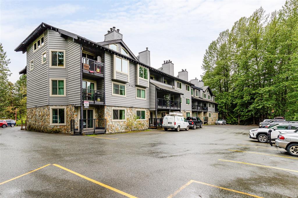 #105 – 2021 Karen Crescent